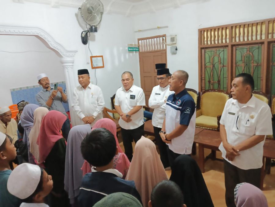 Baznas Madina Salurkan Zakat Rp600 Juta se-Mandailing